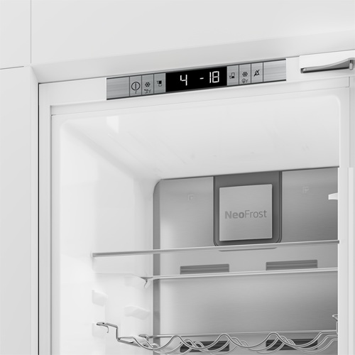 FRIGORIFICO BEKO BCNA275E4SN INTEG NF 177X54CM