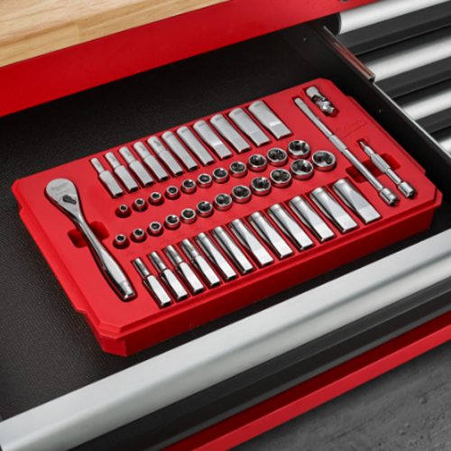 JUEGO MILWAUKEE CARRACA Y VASOS 1/4 28PZS